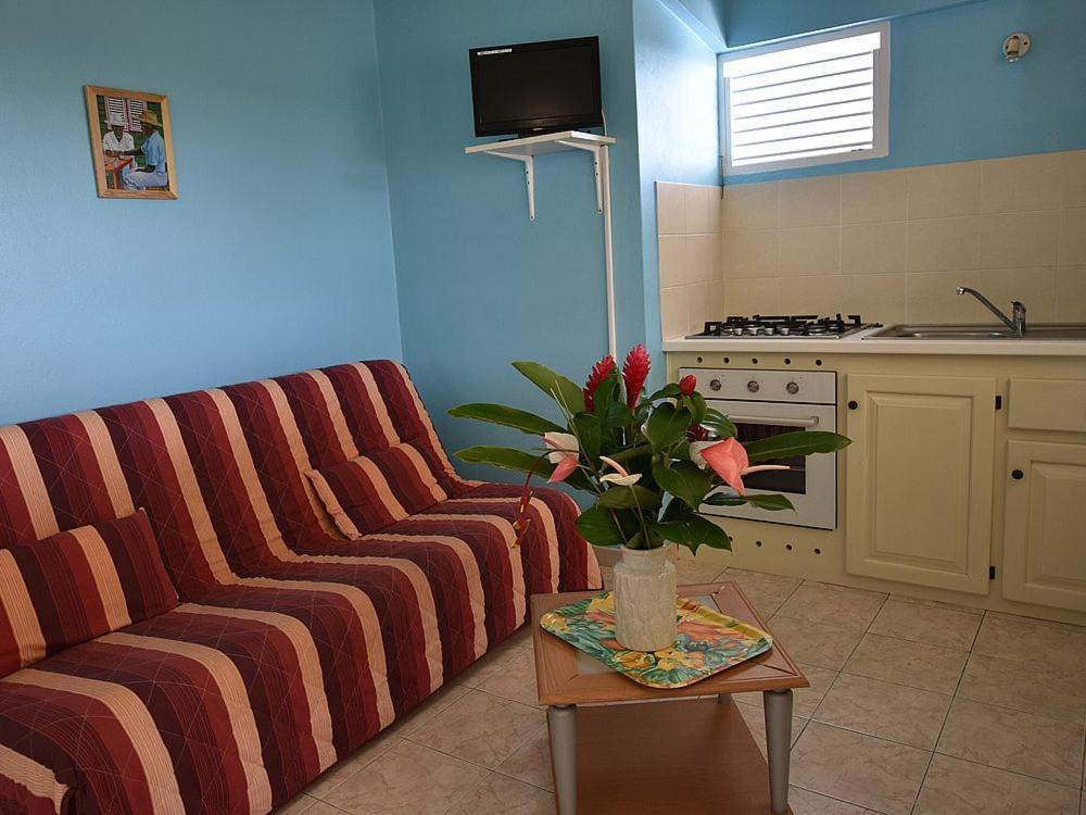 Les Marches De Paulina Apartment แซ็งต์-ลูซ ภายนอก รูปภาพ