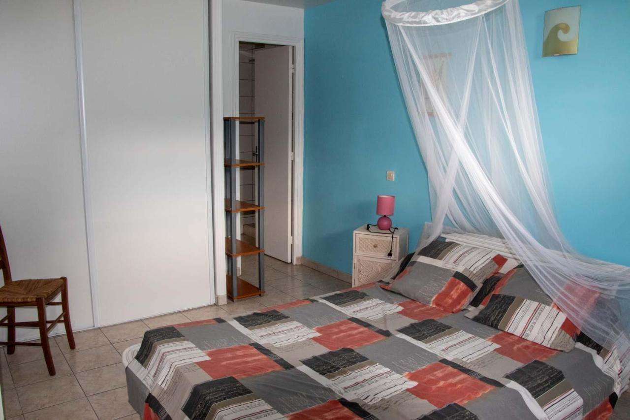 Les Marches De Paulina Apartment แซ็งต์-ลูซ ภายนอก รูปภาพ