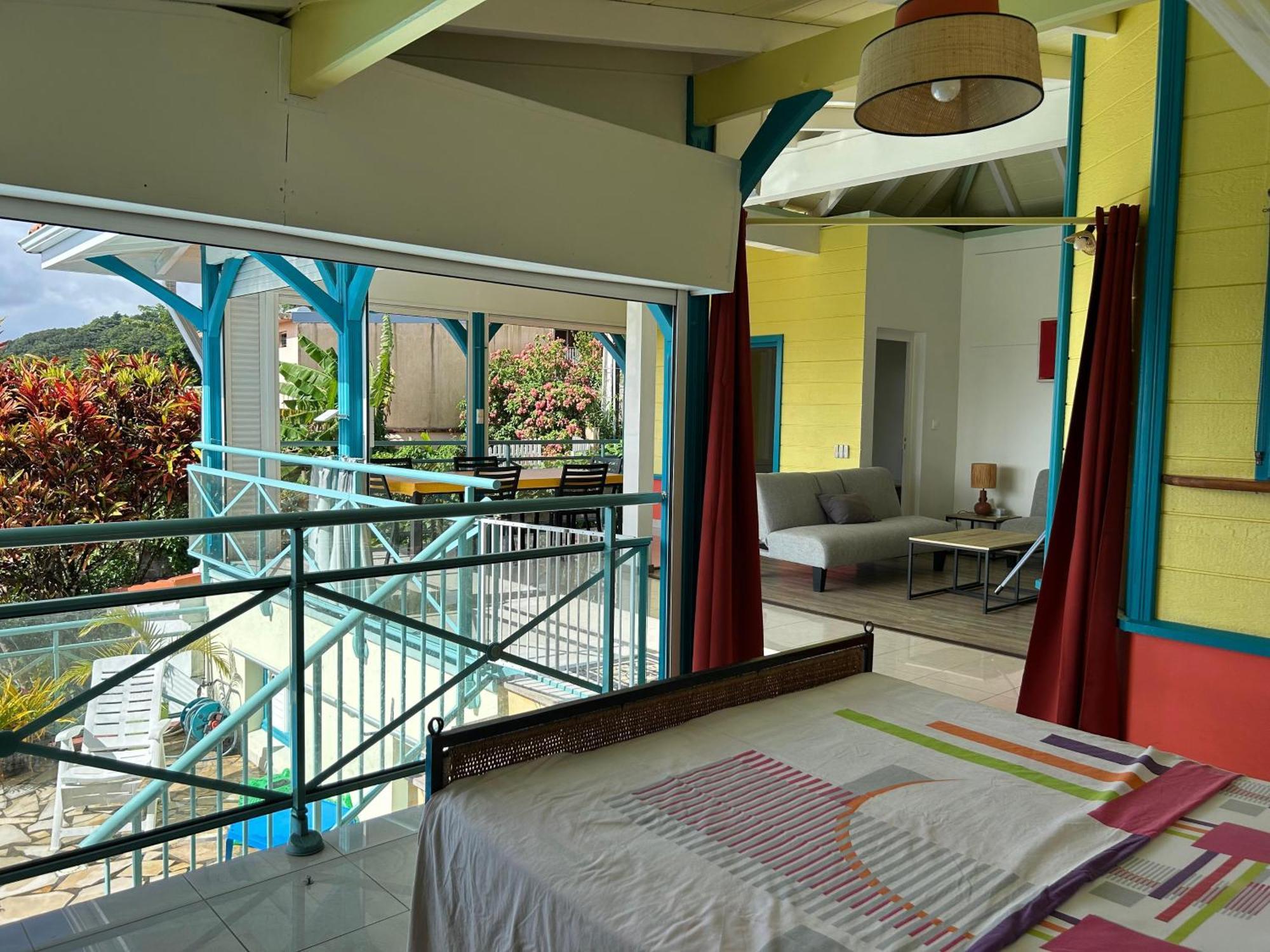 Les Marches De Paulina Apartment แซ็งต์-ลูซ ภายนอก รูปภาพ