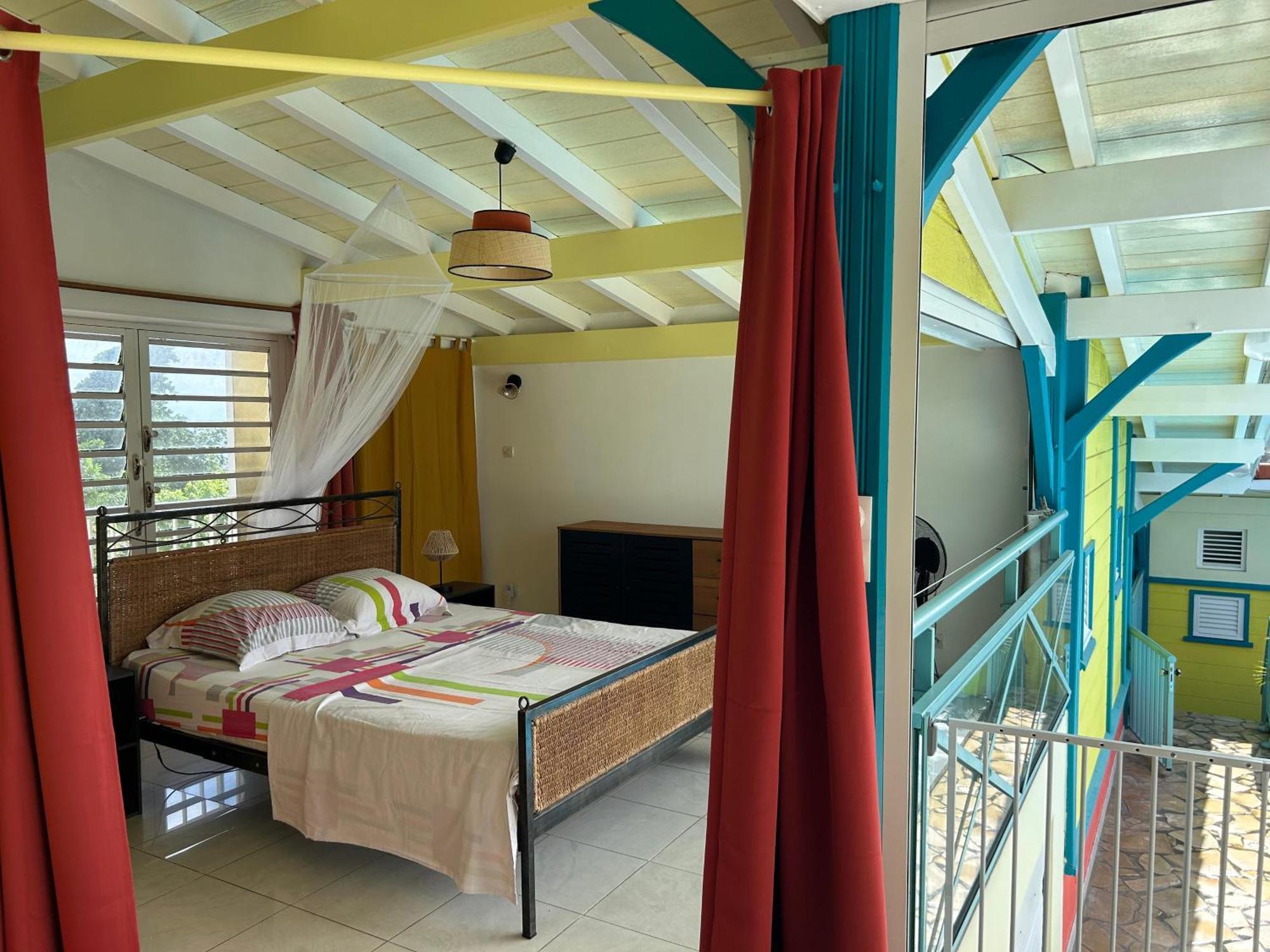 Les Marches De Paulina Apartment แซ็งต์-ลูซ ภายนอก รูปภาพ