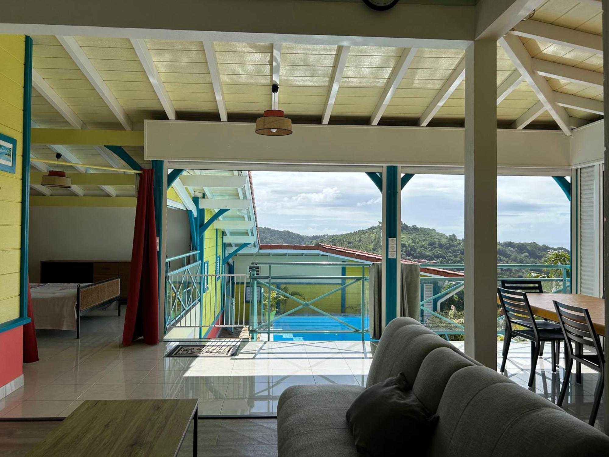 Les Marches De Paulina Apartment แซ็งต์-ลูซ ภายนอก รูปภาพ